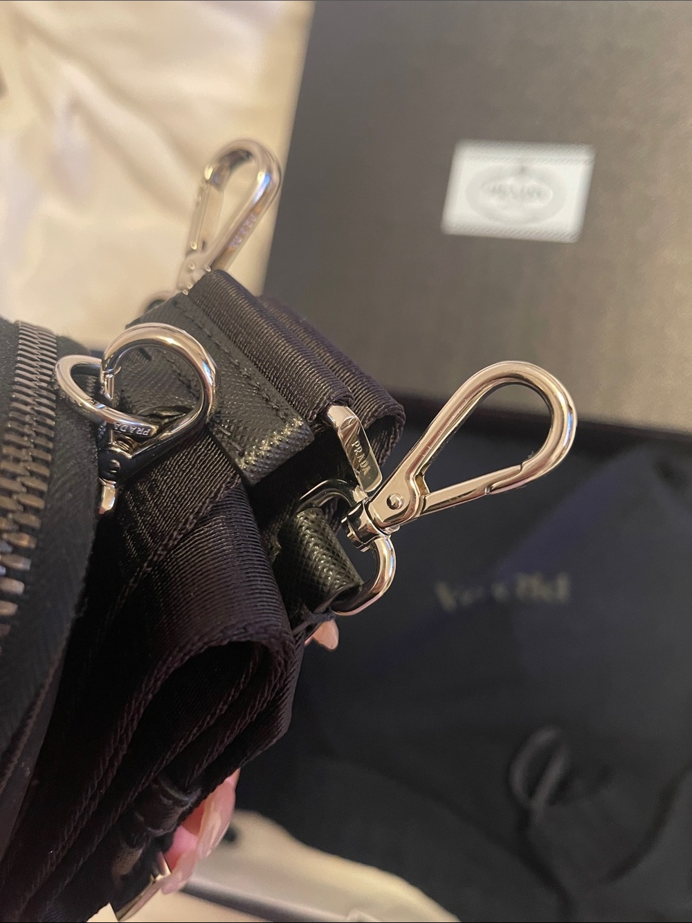 Authentic Prada Black Re-Nylon and Saffiano leather shoulder bag - Picture 6 of 11